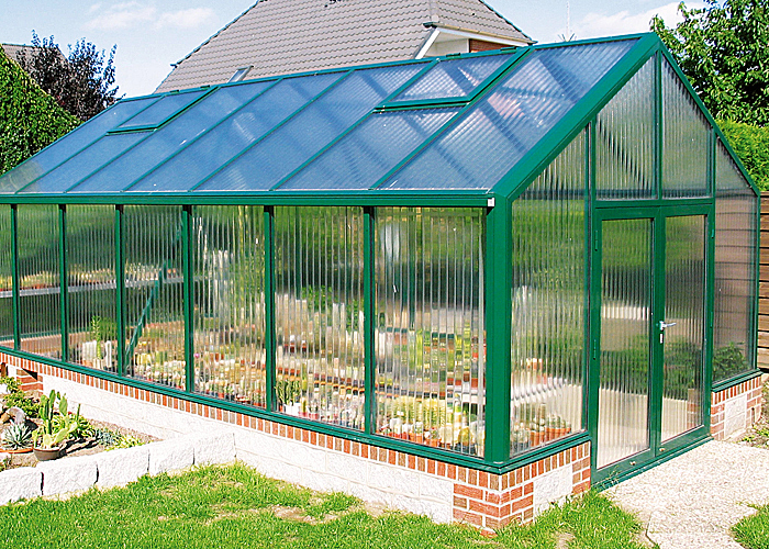Modell PLAN12 mit 16 mm Stegdoppelplatten PLEXIGLAS Alltop, Sonderanfertigung